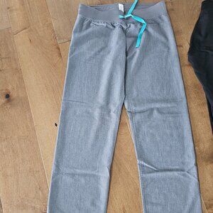 Figs wide leg scrub pants (Graphite, Ceil Blue, Black, Navy)